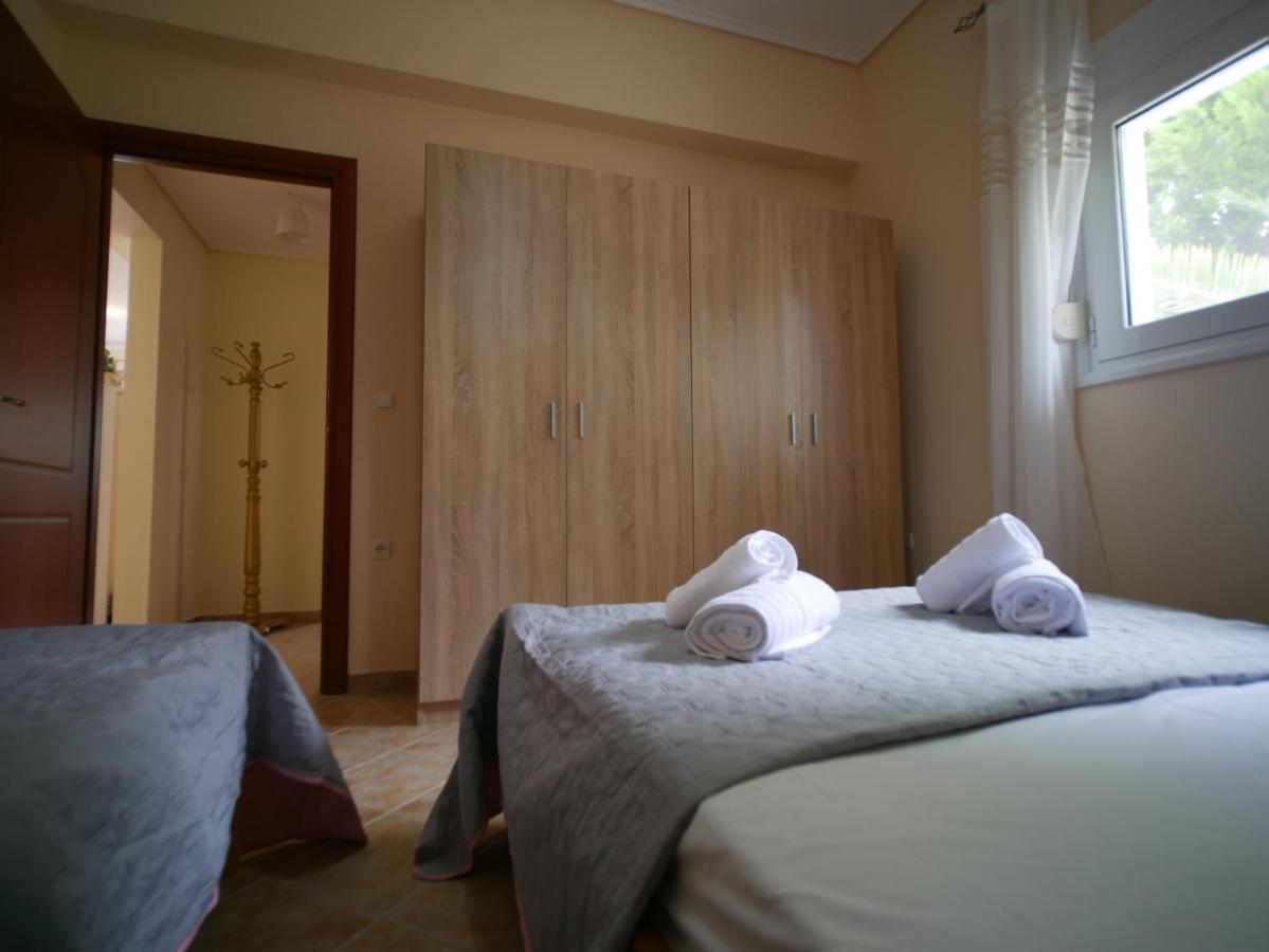 Villa Verde 200 Meters From The Beach Nea Iraklitsa Exterior foto