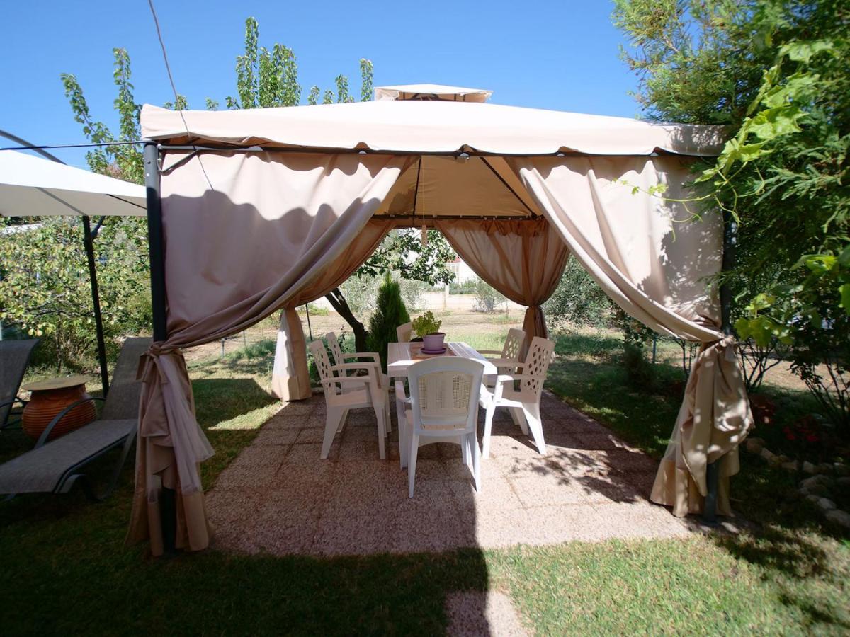 Villa Verde 200 Meters From The Beach Nea Iraklitsa Exterior foto